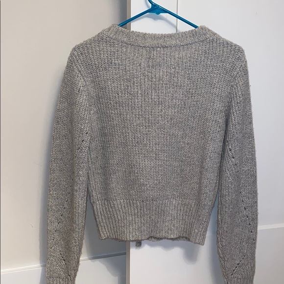 Kendall & Kylie sweater - Picture 3 of 3